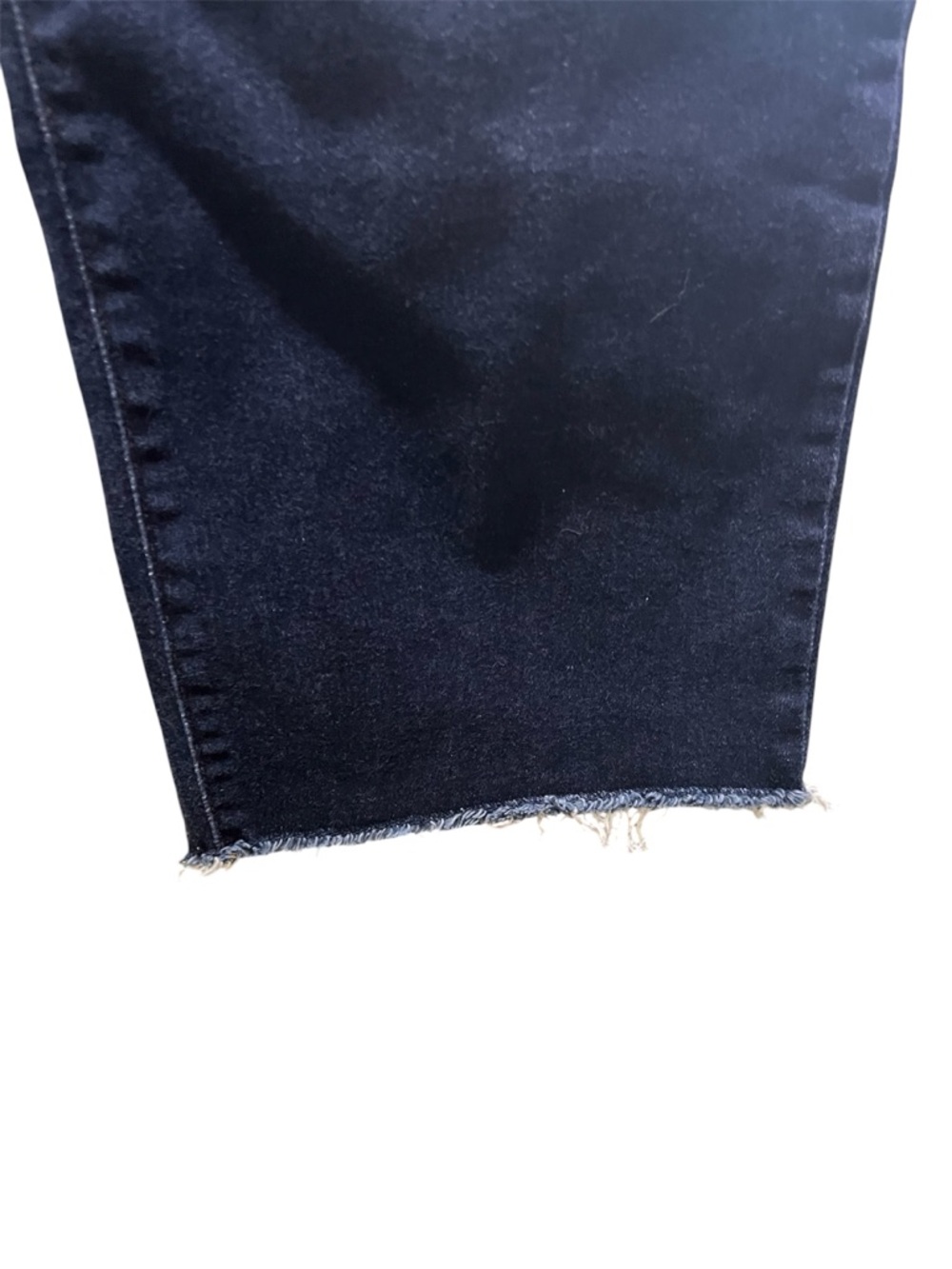 Judy Blue Dark Wash Wide Leg Cropped Jeans 15/32 - Picture 3 of 12